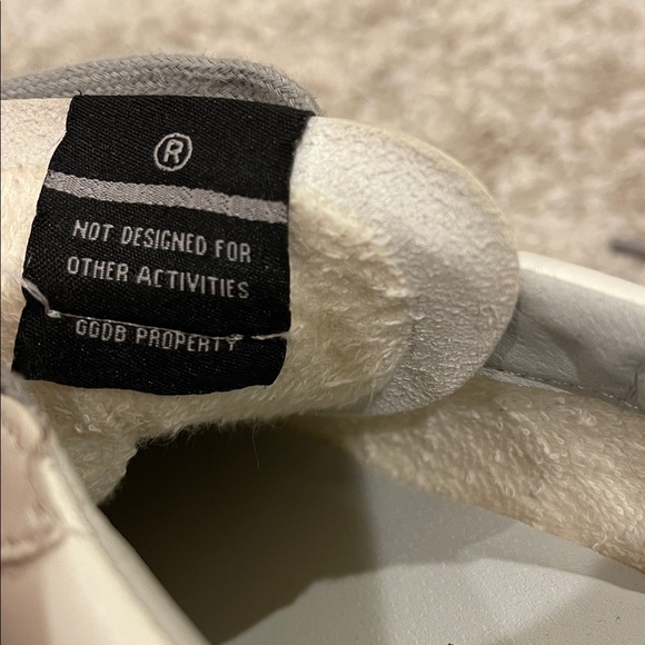 Golden Goose White and Red
Distressed Sneakers Size 8 - Picture 7 of 11